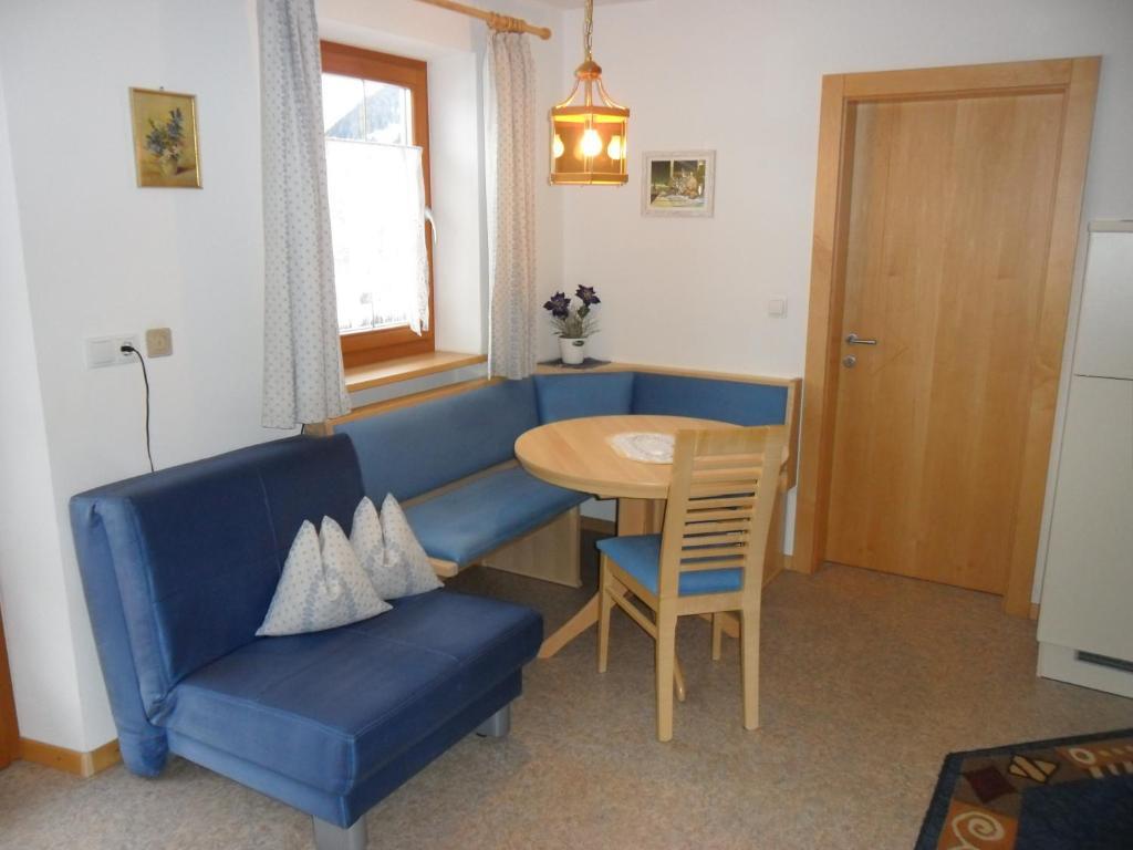 Maurerhof Telves Aparthotel Racines Room photo
